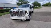 Thumbnail of 2024 White Frost Tricoat GMC Sierra 3500