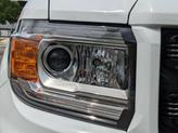 Thumbnail of 2022 Summit White GMC Canyon