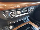 Thumbnail of 2021 Glacier White Metallic Audi Q5