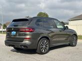 Thumbnail of 2022 Manhattan Green Metallic BMW X5