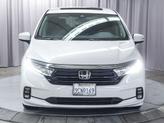 Thumbnail of 2023 Platinum White Pearl Honda Odyssey