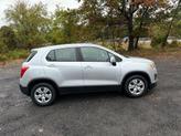 Thumbnail of 2016 Silver Ice Metallic Chevrolet Trax