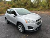 Photo of 2016 Silver Ice Metallic Chevrolet Trax