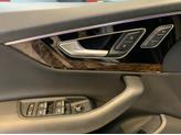 Thumbnail of 2018 Glacier White Metallic Audi Q7