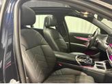 Thumbnail of 2024 Frozen Tanzanite Blue Metallic BMW 740