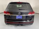 Thumbnail of 2022 Deep Black Pearl Effect Volkswagen Atlas