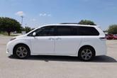 Thumbnail of 2019 White Toyota Sienna