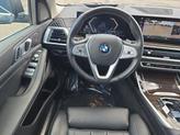 Thumbnail of 2023 Black Sapphire Metallic BMW X7