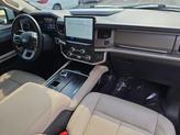 Thumbnail of 2023 Star White Metallic Tri-Coat Ford Expedition