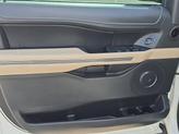Thumbnail of 2023 Star White Metallic Tri-Coat Ford Expedition