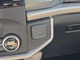 Thumbnail of 2023 Star White Metallic Tri-Coat Ford Expedition