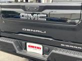 Thumbnail of 2025 Onyx Black GMC Sierra 2500