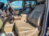 Thumbnail of 2018 Dark Sapphire Blue Metallic GMC Yukon
