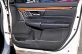 Thumbnail of 2017 White Diamond Pearl Honda CR-V