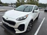 Photo of 2021 Snow White Pearl Kia Sportage