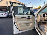 Thumbnail of 2014 Moonlight White INFINITI QX60
