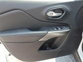 Thumbnail of 2022 Bright White Clearcoat Jeep Cherokee