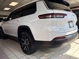 Thumbnail of 2025 Bright White Clearcoat Jeep Grand Cherokee L