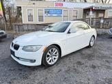 Thumbnail of 2011 White BMW 328