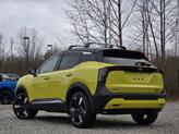 Thumbnail of 2025 2t Ylw Blk Roof Nissan Kicks