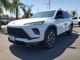 Thumbnail of 2026 White Tri-Coat Buick Enclave
