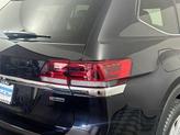 Thumbnail of 2021 White Volkswagen Atlas