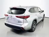 Thumbnail of 2022 Celestial Silver Toyota Highlander