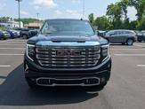 Thumbnail of 2024 Onyx Black GMC Sierra 1500