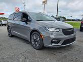 Thumbnail of 2025 Ceramic Gray Clearcoat Chrysler Pacifica