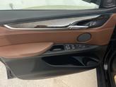 Thumbnail of 2017 Black Sapphire Metallic BMW X5