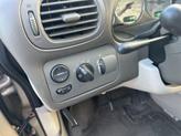 Thumbnail of 2005 Linen Gold Metallic Clearcoat Chrysler Town & Country