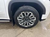 Thumbnail of 2024 White Frost Tricoat GMC Sierra 1500