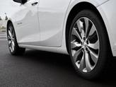 Thumbnail of 2017 Iridescent Pearl Tricoat Chevrolet Malibu