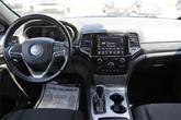 Thumbnail of 2022 Diamond Black Crystal Pearlcoat Jeep Grand Cherokee