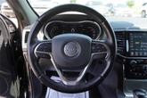 Thumbnail of 2022 Diamond Black Crystal Pearlcoat Jeep Grand Cherokee