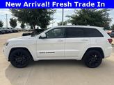 Photo of 2018 Bright White Clearcoat Jeep Grand Cherokee