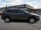 Thumbnail of 2014 Granite Crystal Clearcoat Metallic Jeep Cherokee