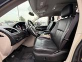 Thumbnail of 2015 Granite Crystal Metallic Clearcoat Chrysler Town & Country