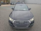 Thumbnail of 2020 Mythos Black Metallic Audi Q5