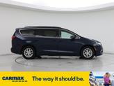 Thumbnail of 2022 Blue Chrysler Pacifica