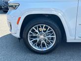 Thumbnail of 2022 Bright White Clearcoat Jeep Grand Cherokee L