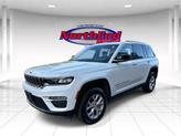 Thumbnail of 2022 Bright White Clearcoat Jeep Grand Cherokee
