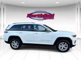 Thumbnail of 2022 Bright White Clearcoat Jeep Grand Cherokee