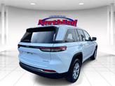 Thumbnail of 2022 Bright White Clearcoat Jeep Grand Cherokee