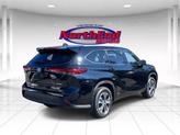 Thumbnail of 2022 Midnight Black Metallic Toyota Highlander Hybrid