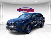 Thumbnail of 2022 Midnight Black Metallic Toyota Highlander Hybrid