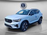 Thumbnail of 2025 Crystal White Volvo XC40