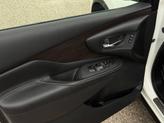 Thumbnail of 2020 Pearl White Tricoat Nissan Murano