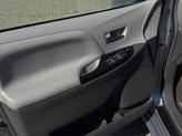 Thumbnail of 2017 Silver Sky Metallic Toyota Sienna