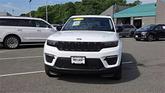 Thumbnail of 2023 Bright White Clearcoat Jeep Grand Cherokee